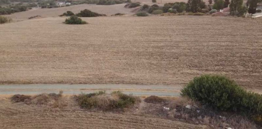 2894m² Land in Moni, Cyprus No. 64352