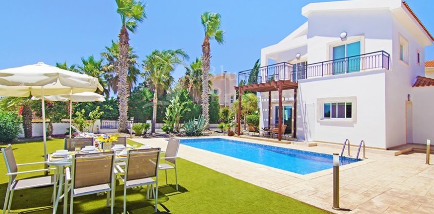 3 bedrooms Villa in Ayia Napa, Cyprus No. 36523