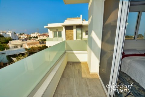 4 dormitorios Villa en Paralimni, Cyprus No. 36561 25