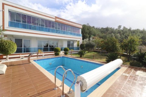 5 rooms Villa in Kargicak, Turkey No. 20495 1