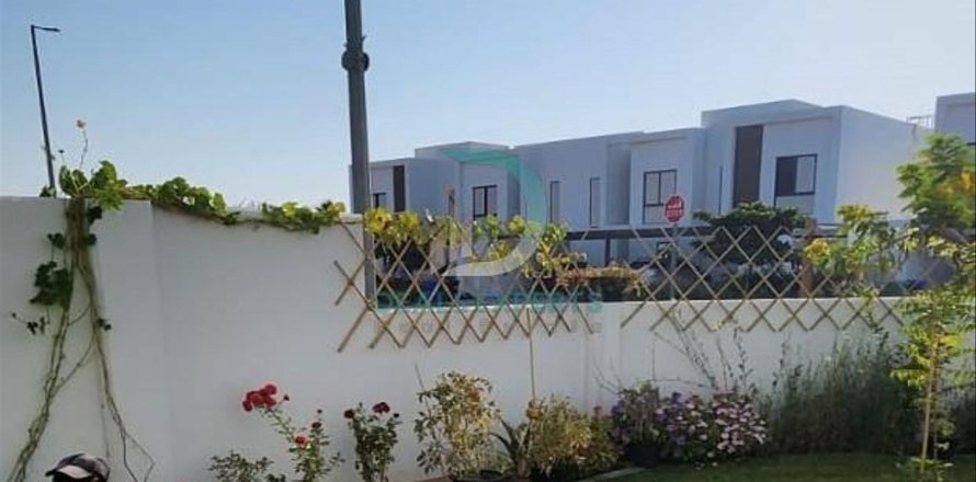 3 dormitorios Townhouse en Al Ghadeer 2, UAE No. 9502