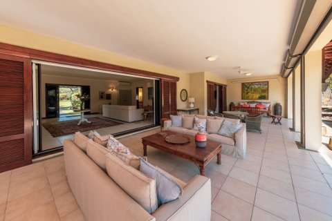 5 bedrooms Villa in Tamarin, Mauritius No. 60898 5