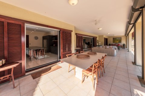 5 bedrooms Villa in Tamarin, Mauritius No. 60898 6