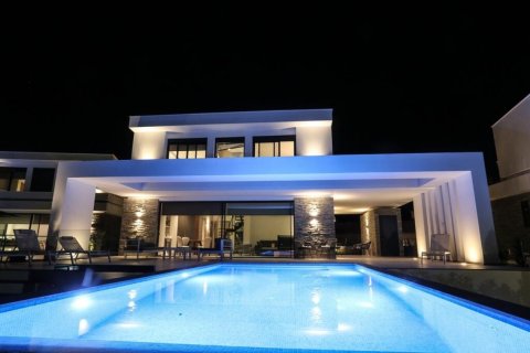 5 bedrooms Villa in Central Macedonia, Greece No. 52503 5