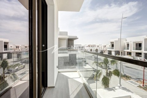 3 bedrooms Townhouse on the Yas Island, UAE No. 4669 11