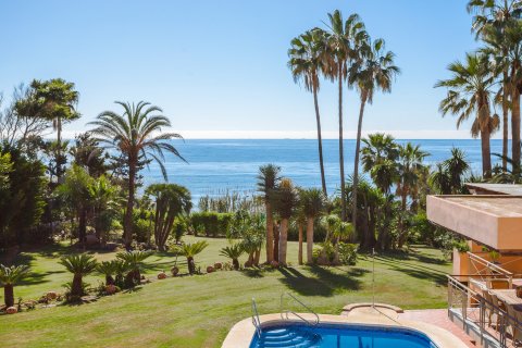 8 dormitorios Villa en Estepona, Spain No. 27414 11