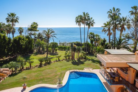 8 bedrooms Villa in Estepona, Spain No. 27414 20