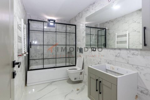 3+1 Appartement à Kartal, Turkey No. 17347 16