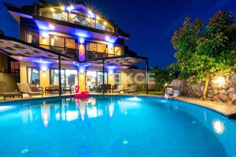 3+1 Villa in Fethiye, Turkey No. 14276 1