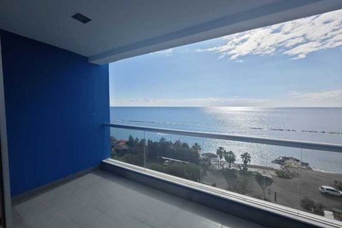 3 dormitorios Apartment en Germasogeia, Cyprus No. 32530 3