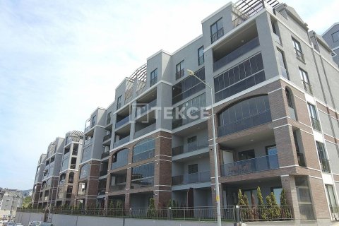 4+1 Apartment en Mudanya, Turkey No. 11317 10