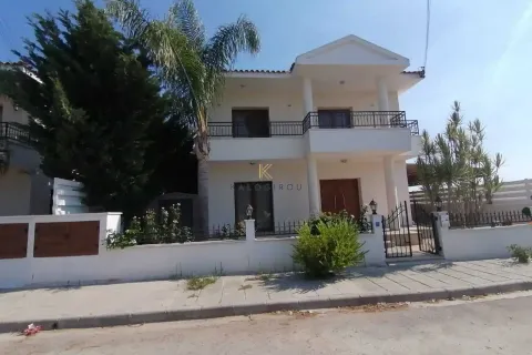 4 bedrooms House in Pyla, Cyprus No. 29300 1