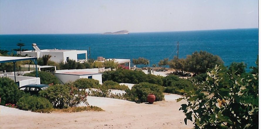 6000m² Land in Syros, Greece No. 58101