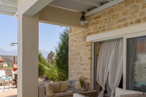 3 bedrooms Villa in Heraklion, Greece No. 24336 12