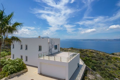 3 bedrooms Villa in Chania, Greece No. 64799 6