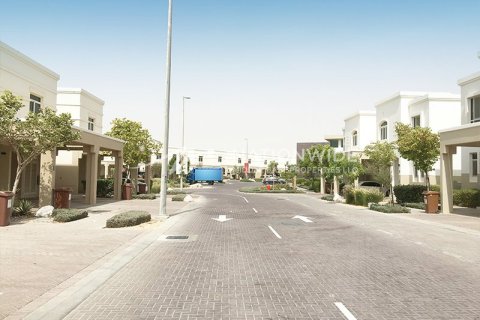 2 dormitorios Townhouse en Al Ghadeer, UAE No. 3260 2