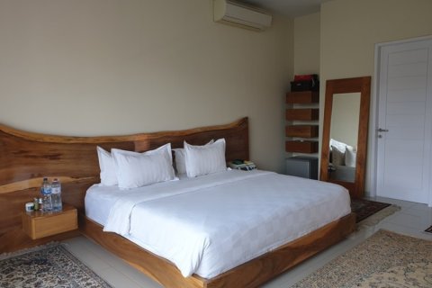 3 bedrooms Villa in Canggu, Indonesia No. 23120 2