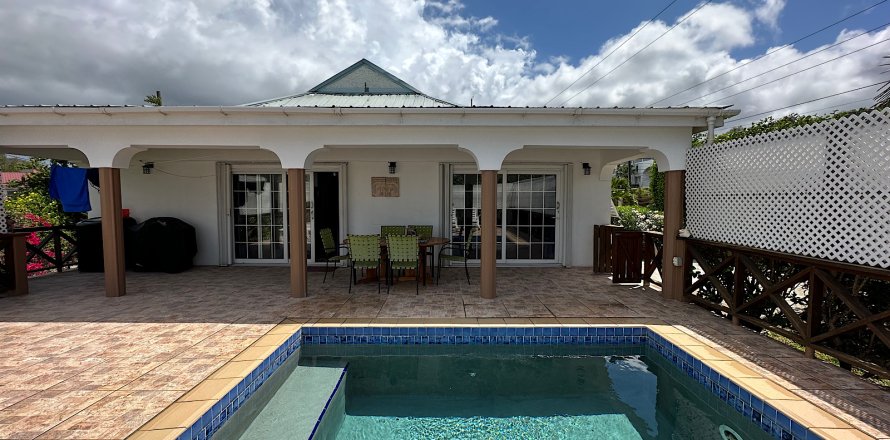 3 dormitorios Villa en Jolly Harbour, Antigua and Barbuda No. 64973