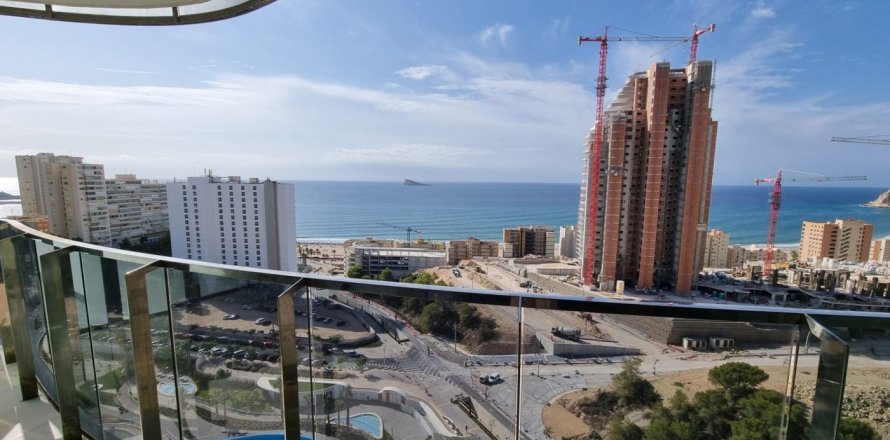 2 dormitorios Apartment en Benidorm, Spain No. 25864