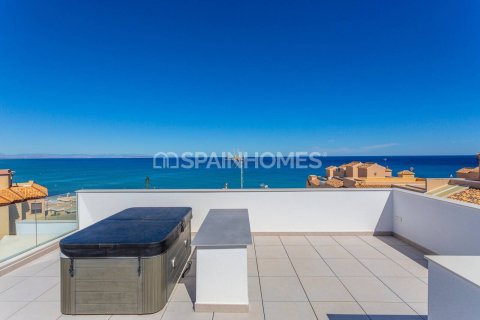 3 bedrooms Villa in Torrevieja, Spain No. 25893 28