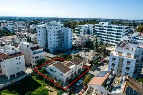 6 chambres House à Nicosia, Cyprus No. 40109 1