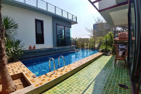 5 bedrooms House in Chiang Mai, Thailand No. 2437 9