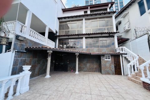 3 dormitorios House en Panamá, Panama No. 70624 27