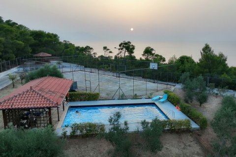 5 bedrooms Villa in Loutraki, Greece No. 56142 6