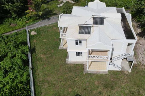 6 dormitorios Commercial property en Portsmouth, Dominica No. 66239 4