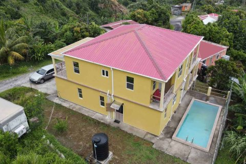 3 chambres House à Riviere Cyrique, Dominica No. 66242 6