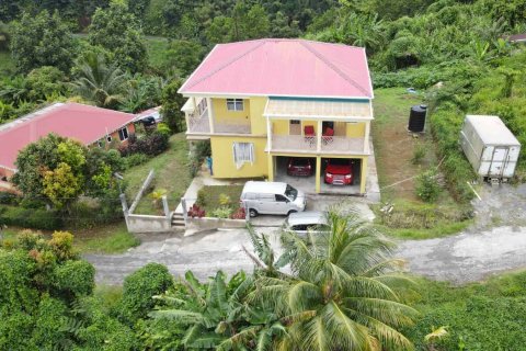 3 bedrooms House in Riviere Cyrique, Dominica No. 66242 3