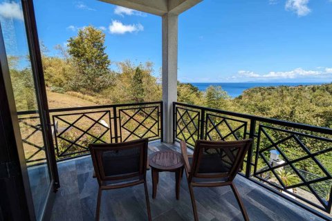 4 bedrooms Villa in Savanne Paille, Dominica No. 66240 8