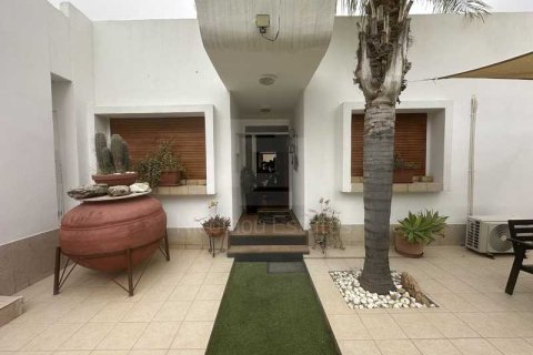 3 dormitorios House en Strovolos, Cyprus No. 65509 1