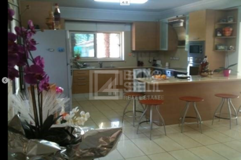 5 bedrooms Villa in Kalo Chorio, Cyprus No. 65511 4