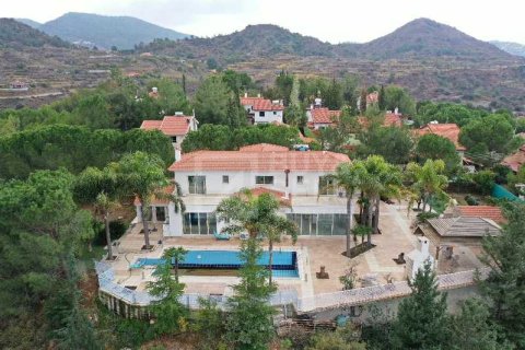 5 bedrooms Villa in Kalo Chorio, Cyprus No. 65511 1