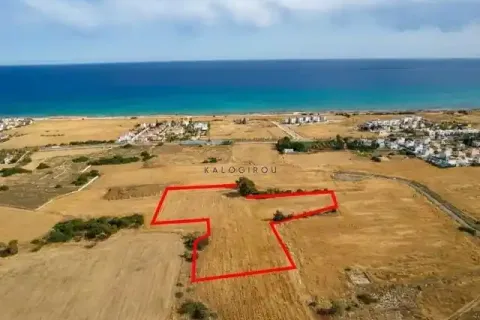 9048m² Land à Sotira, Cyprus No. 35547 1