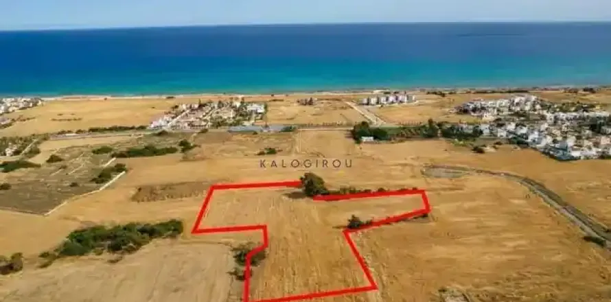 9048m² Land en Sotira, Cyprus No. 35547