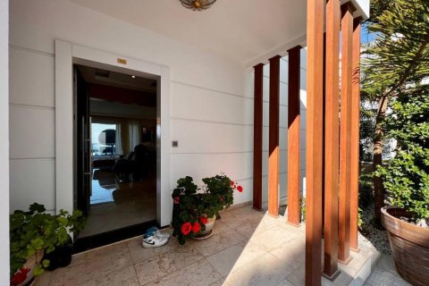 5 rooms Villa in Kargicak, Turkey No. 21105 9