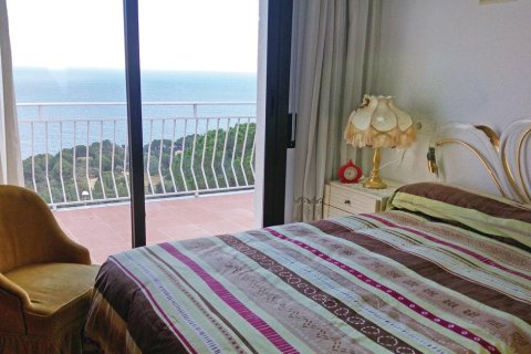 4 dormitorios House en Blanes, Spain No. 25157 5