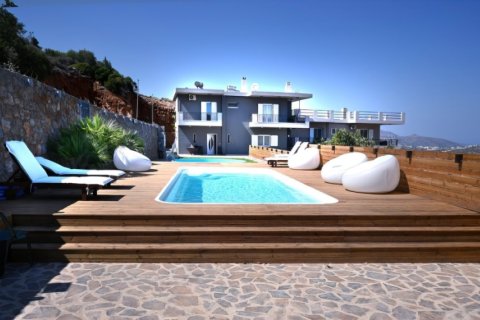 3 bedrooms Villa in Chania, Greece No. 48095 9