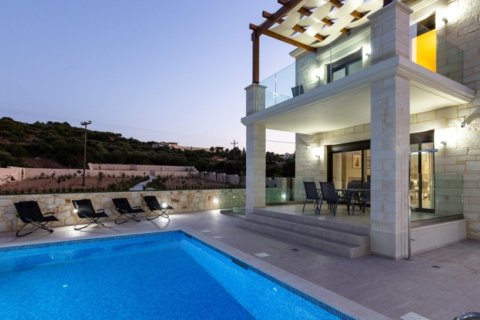 5 bedrooms Villa in Chania, Greece No. 48096 4