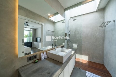 2 bedrooms Villa in Canggu, Indonesia No. 22776 20