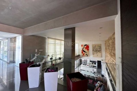 5 bedrooms Villa in Limassol, Cyprus No. 28862 7