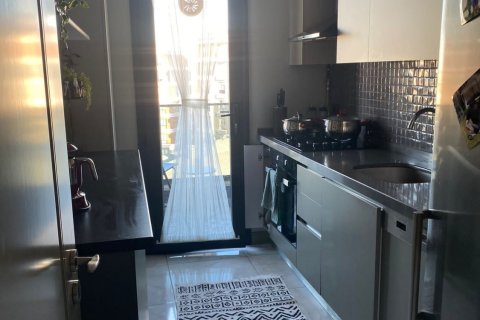 1+1 Apartment en Istanbul, Turkey No. 15496 4