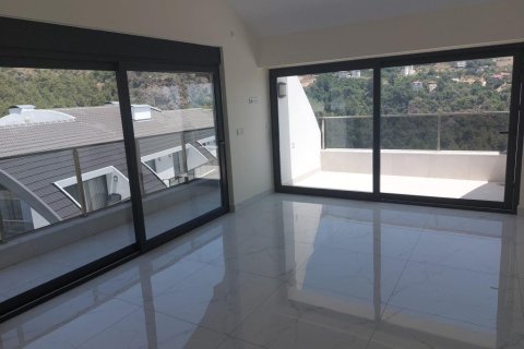 4 rooms Apartment in Oba, Turkey No. 18061 7