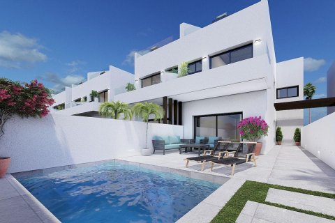 4 bedrooms Villa in Torre de la Horadada, Spain No. 26381 1