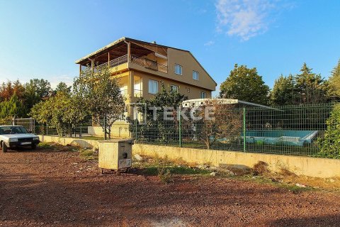 6+3 Villa en Dosemealti, Turkey No. 22021 4