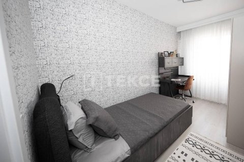 2+1 Apartment in Istanbul, Turkey No. 21984 10