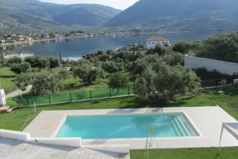 7 bedrooms Villa in Phocis, Greece No. 59531 1