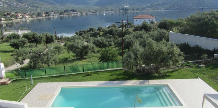 7 bedrooms Villa in Phocis, Greece No. 59531